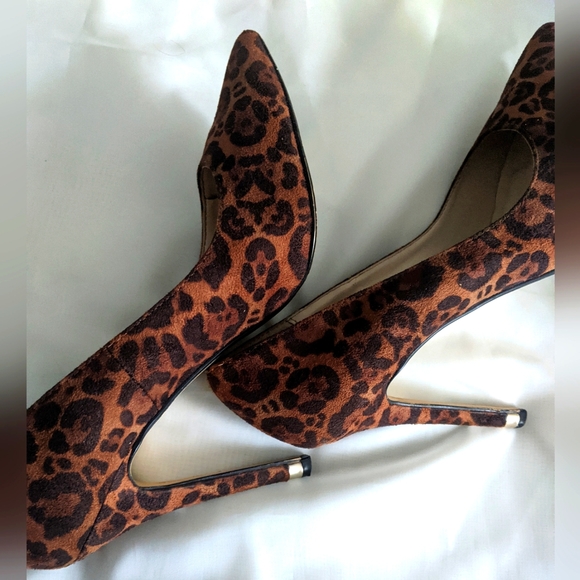 Kardashian Kollection Animal Print Heels - Picture 5 of 8